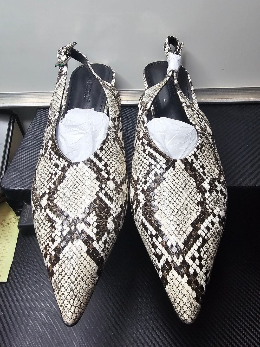 Iiimmu snake print pump heels P2435 size 9